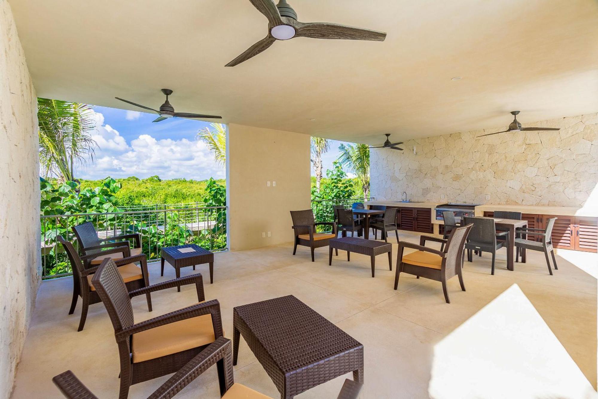 Santamar By Tao Beach Condos With Pool & Walk To Ocean أكومال المظهر الخارجي الصورة